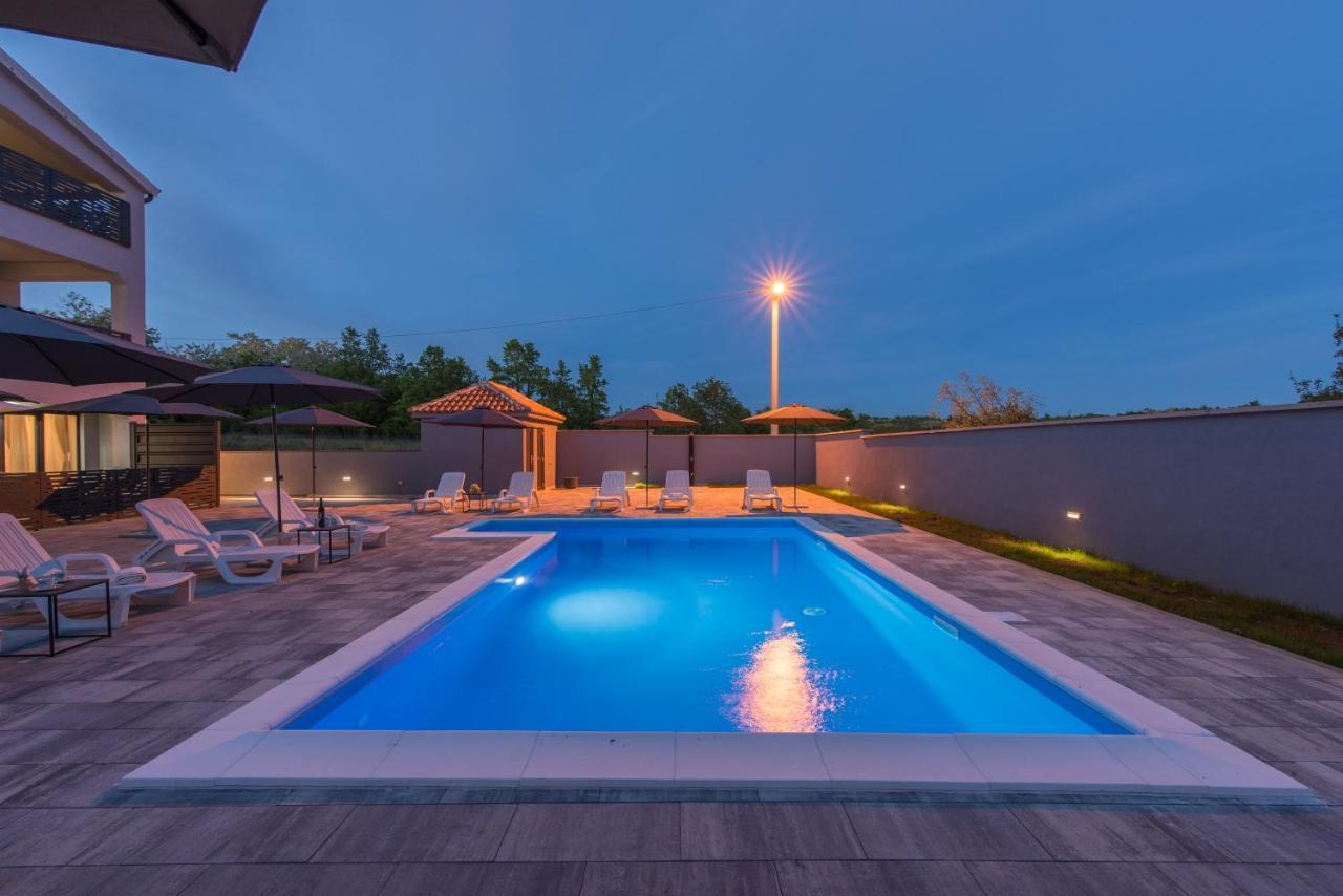 Apartmani Natalija Porec Exterior photo