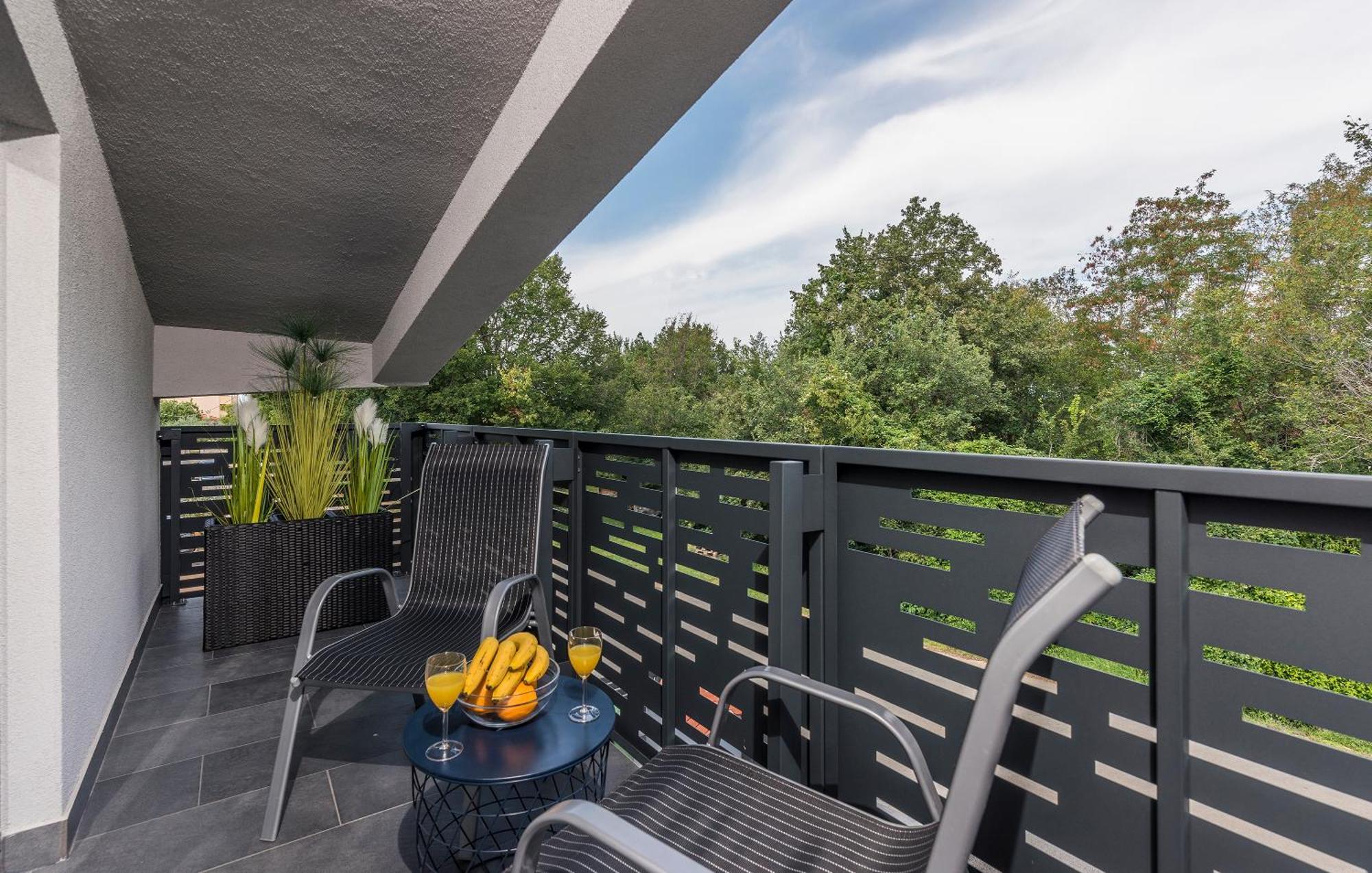 Apartmani Natalija Porec Exterior photo